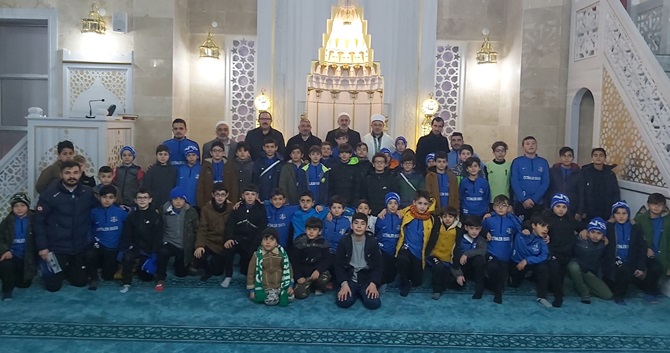 Vefa Kulübü Sporcuları Sabah Namazında Buluştu