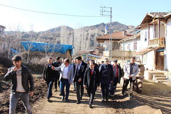 Bayat Kaymakamı Kuruçaylıları Dinledi