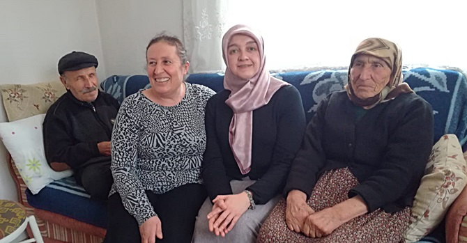 Feyza Aşgın’dan Ulu Çınarlara Vefa Ziyareti