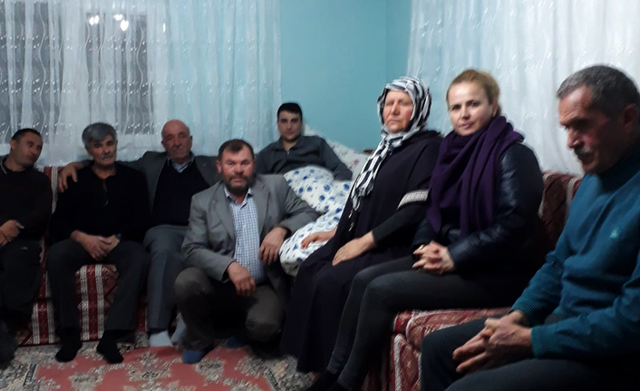 MHP’den Gaziye Geçmiş Olsun Ziyareti