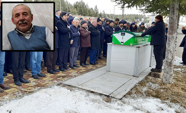 Muhtar Toprağa Verildi