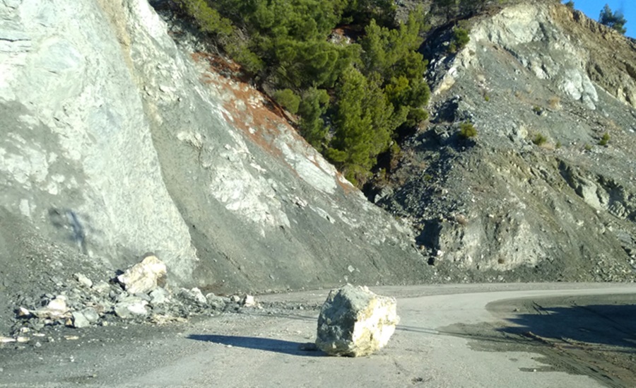 Kargı’da Heyelan Tehlikesi Yaşandı