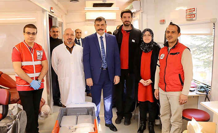 Vali Çiftçi, Kan Bağışı Kampanyası Başlattı