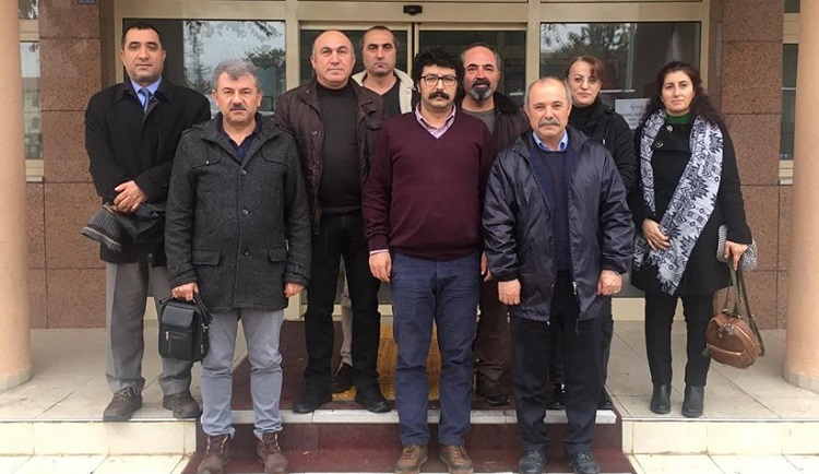 Mücadeleyi Kazanarak, Görevine Döndü