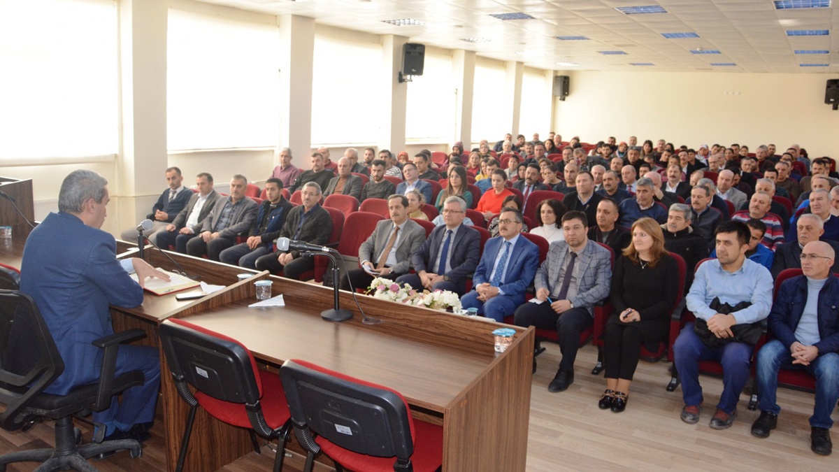 Personele Çalışma Prensiplerini Anlattı