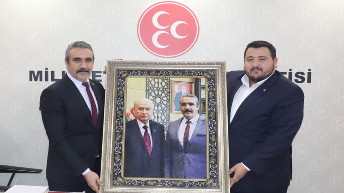 Karapıçak’ı, Mutlu Eden Hediye