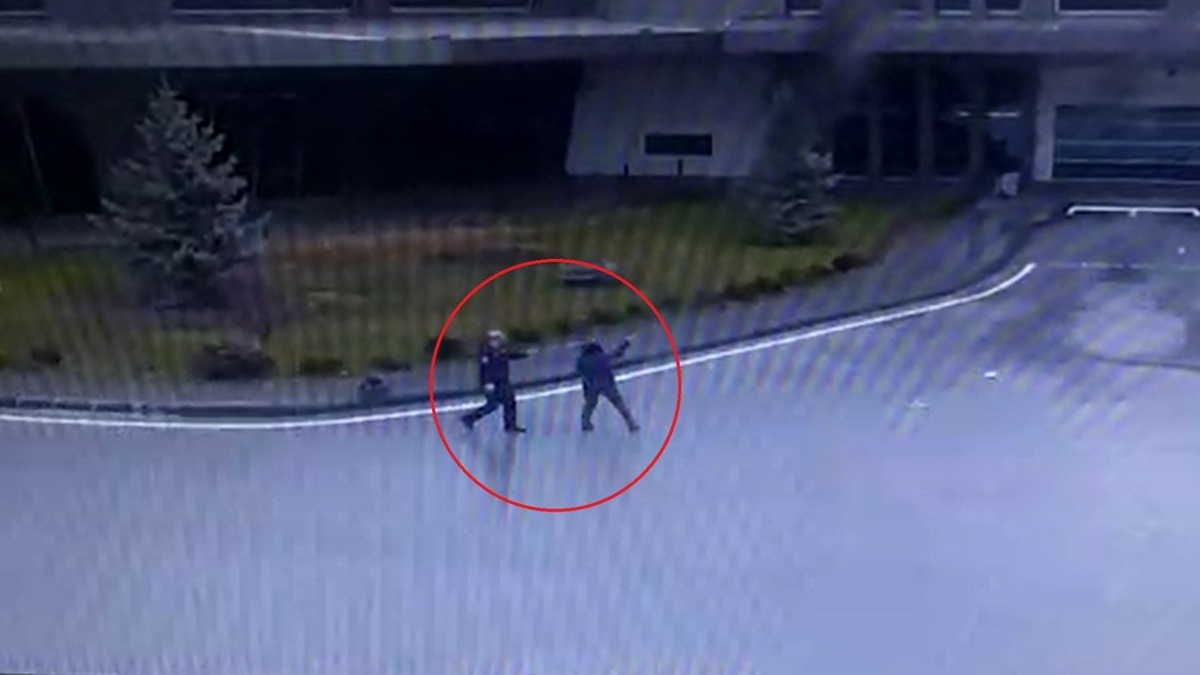 Silahlı Kadın Korkuttu