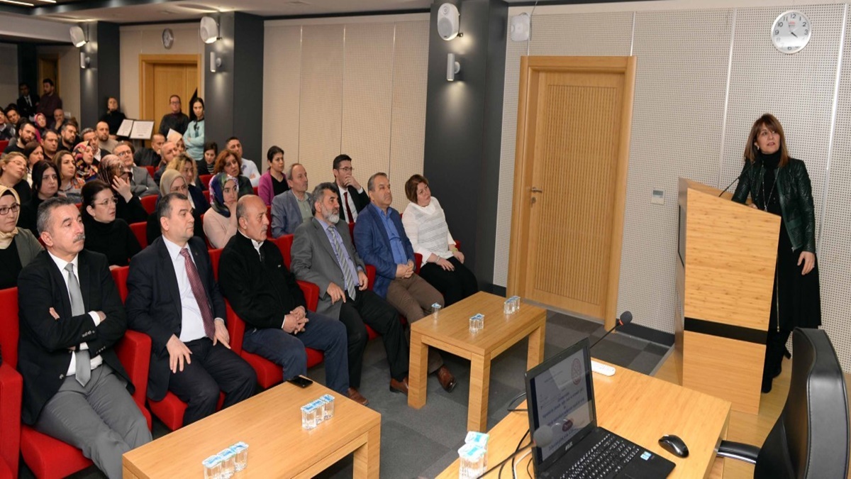 Hitit Üniversitesi Personeline “Korona Virüsü” Eğitimi