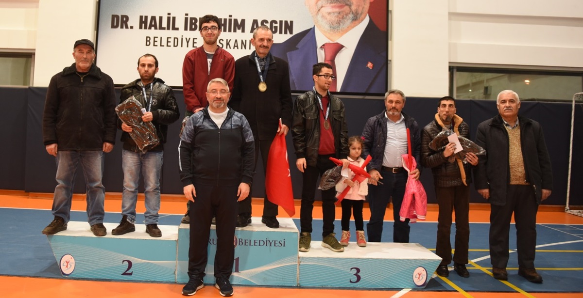 Aileleriyle Spor Yaptılar, Ödülleri Kaptılar