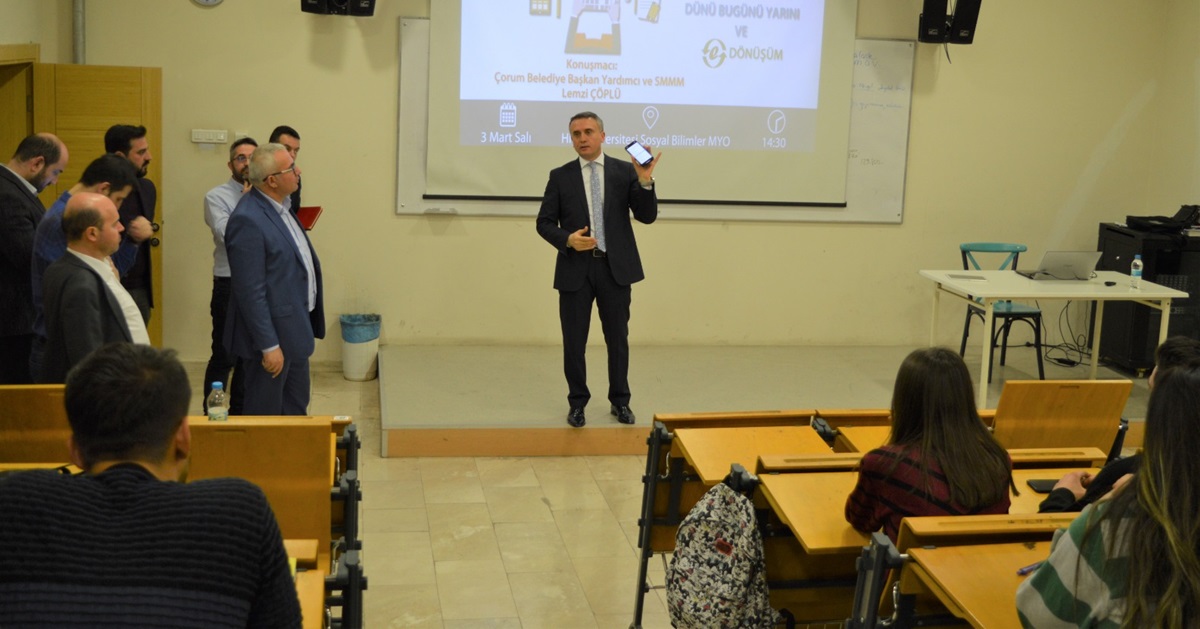 Çöplü, Öğrencilere Muhasebe Mesleğini Anlattı