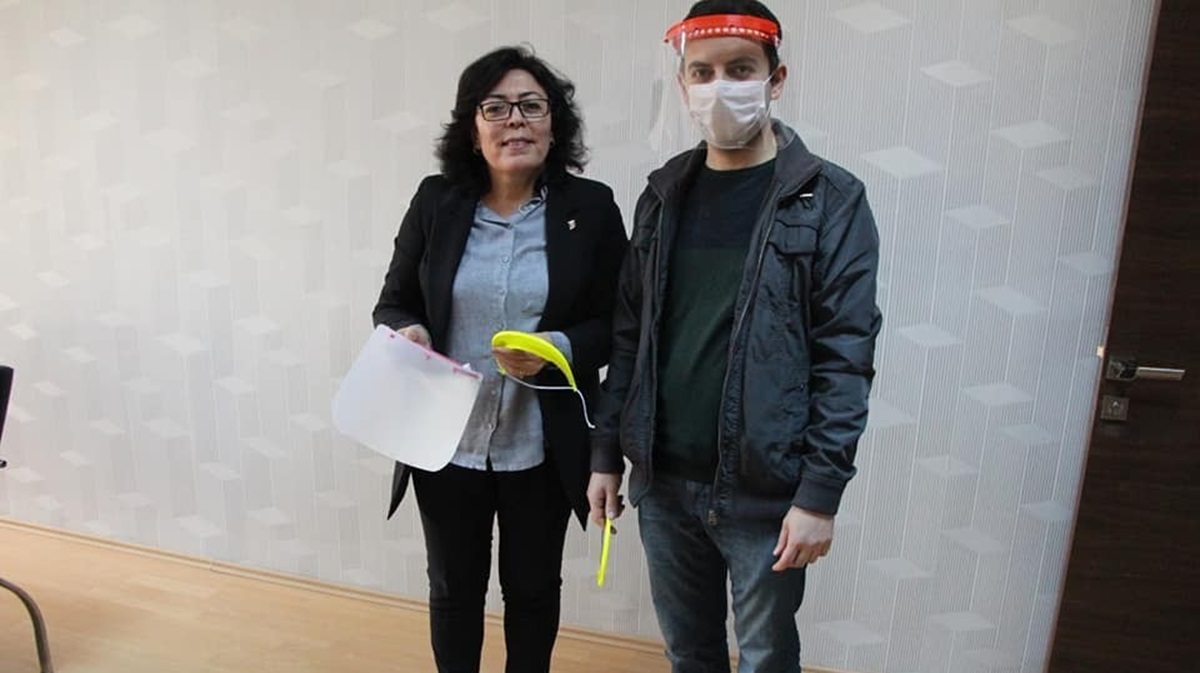 Maske Üretimine Sponsor Oldular