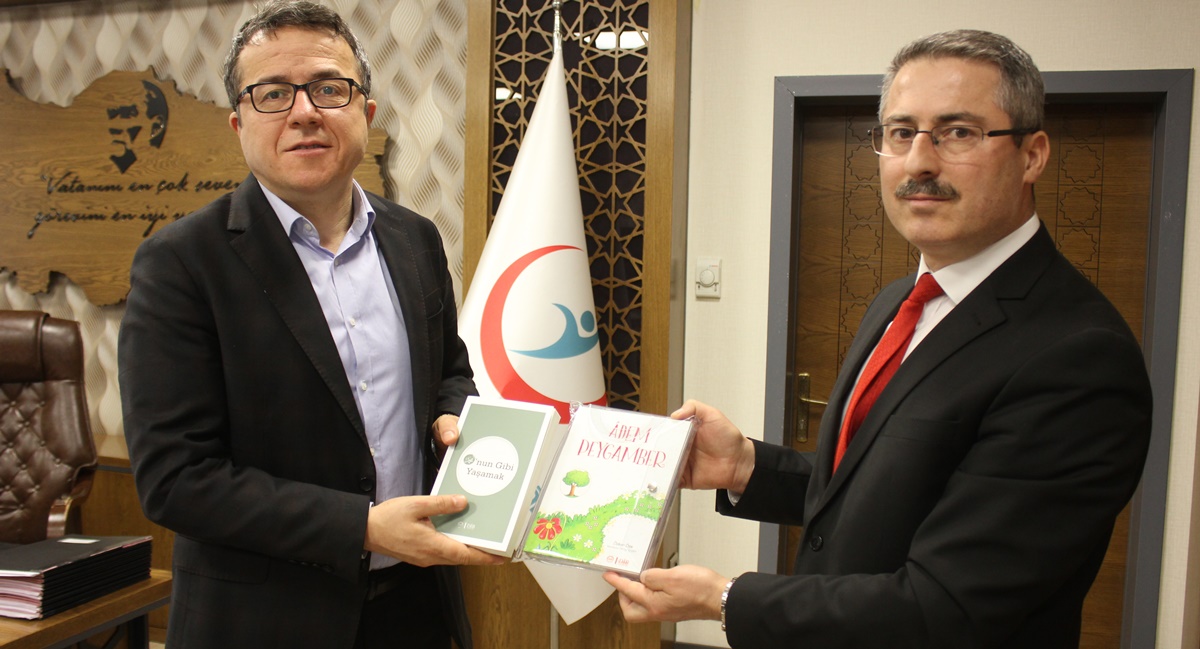 Kitap Hediye Ettiler