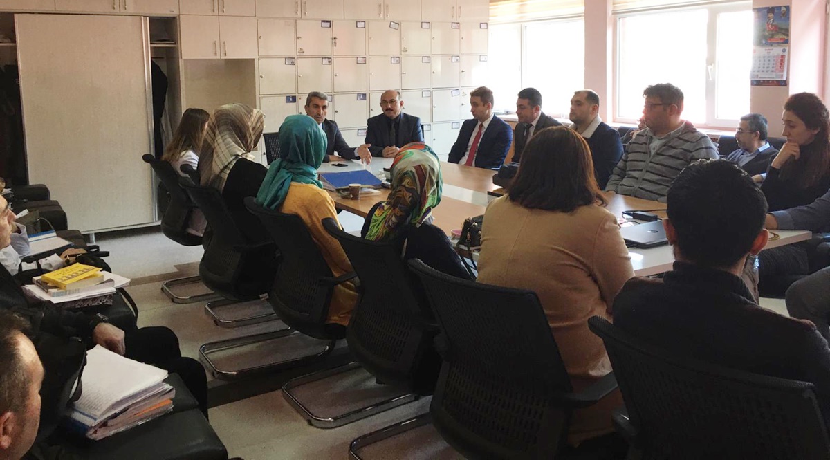 Akşemseddin Lisesi’ni Ziyaret Etti