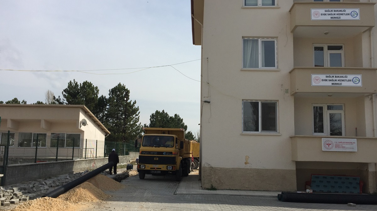 112 Ambulans İstasyonuna Dezenfeksiyon Alanı