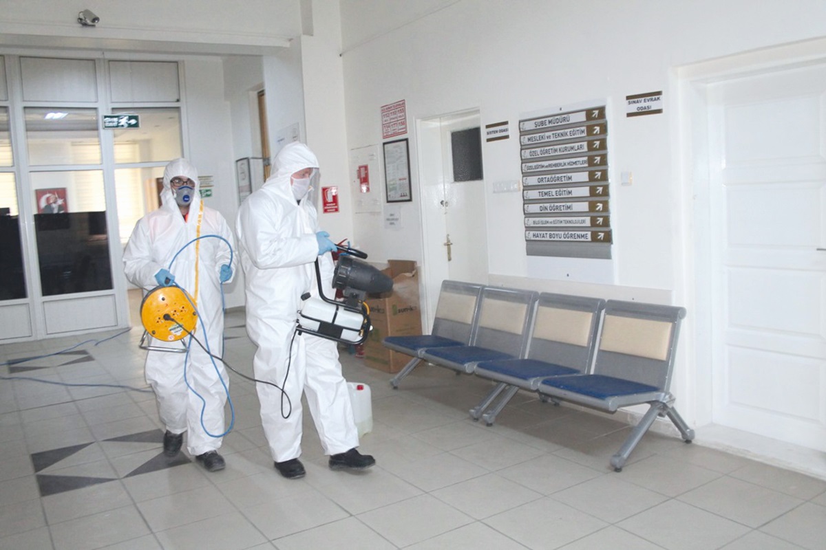 Sungurlu’da Dezenfekte Çalışmaları Devam Ediyor