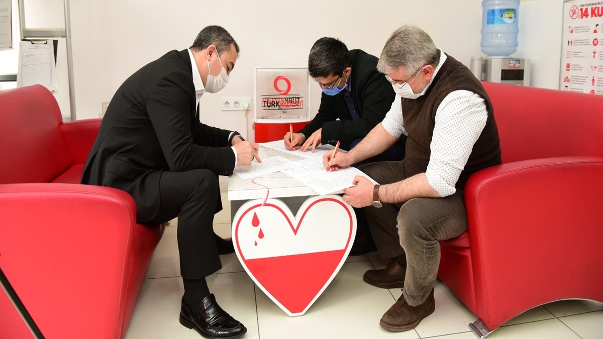 Kan Bağışı İçin Seferber Oldular