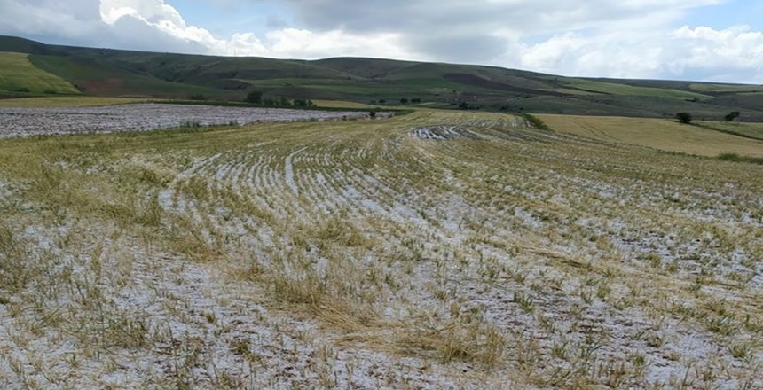 Çorum Köylerine Dolu Yağdı