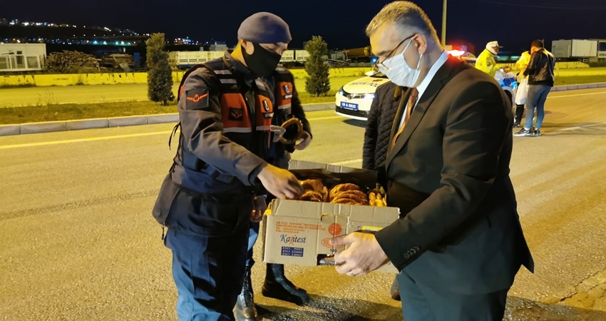 Ahlatcı, Sürpriz Yaptı