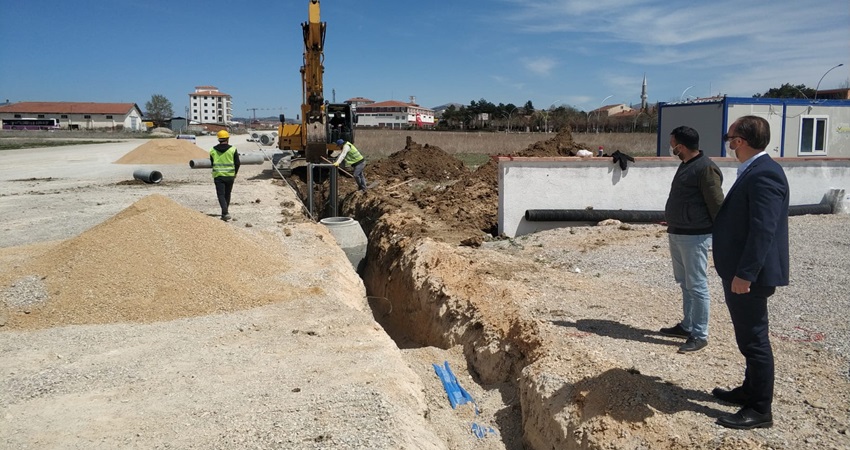 Alt Yapı Çalışmaları Sürüyor