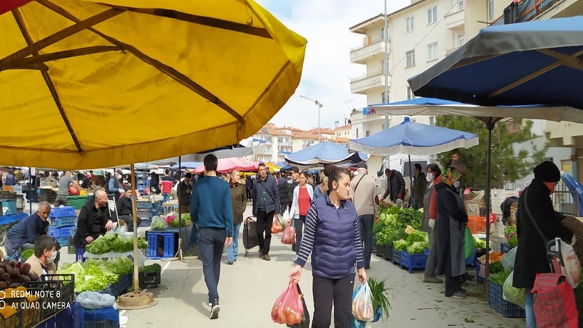 Cumartesi Günü Sebze Pazarları Açık