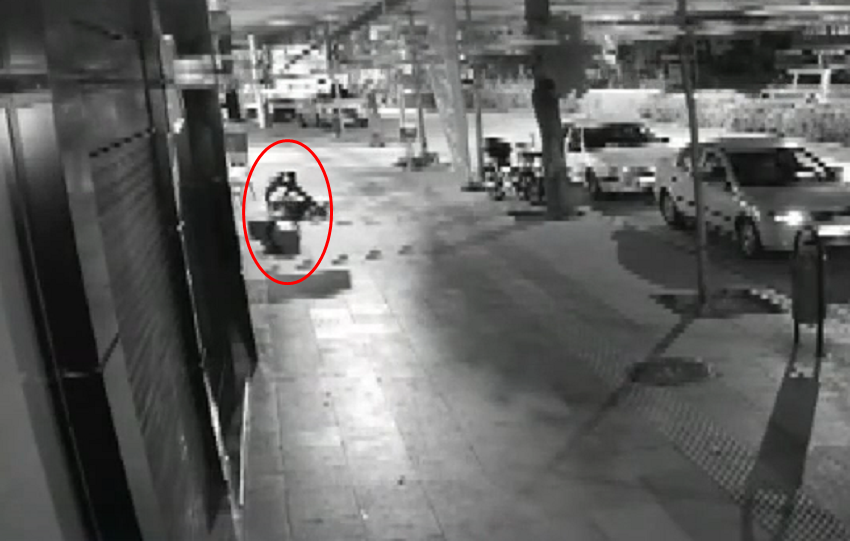 Silahla Vurulan Genç Hayatını Kaybetti