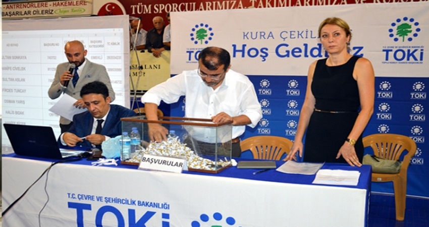 Oğuzlar’da TOKİ Evleri Sahiplerini Buldu