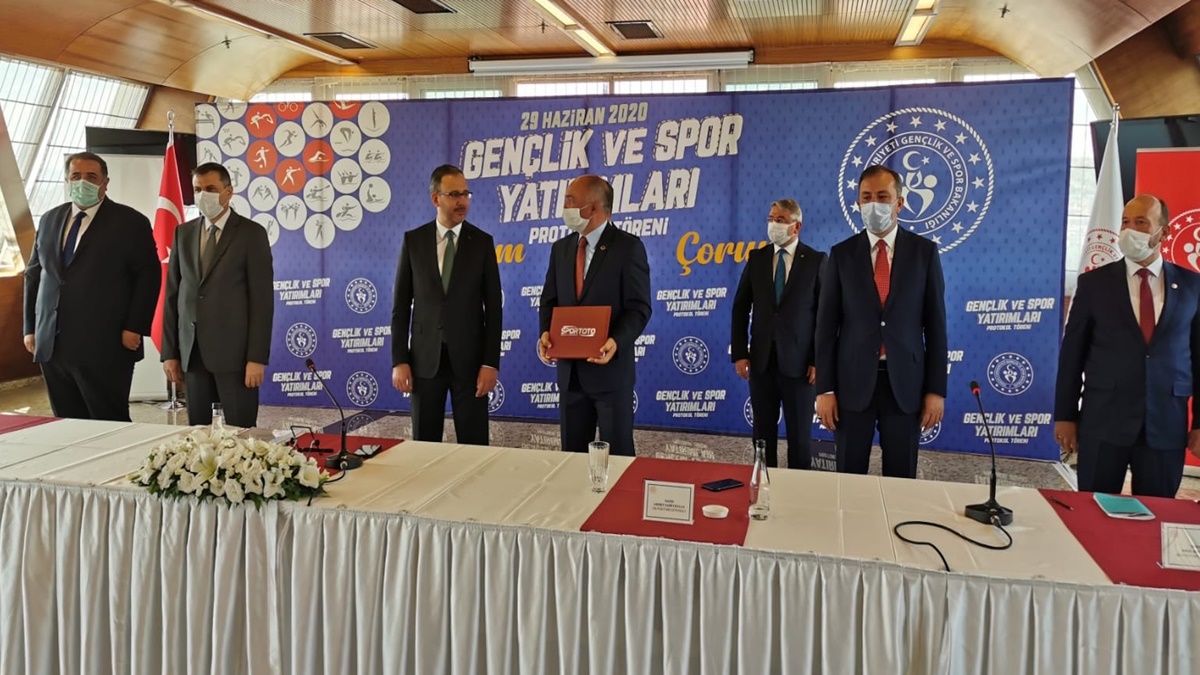 Dodurga’ya Muhteşem Spor Tesisleri için İmzalar Atıldı