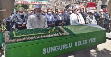 Dere’nin Babası Son Yolculuğuna Uğurlandı