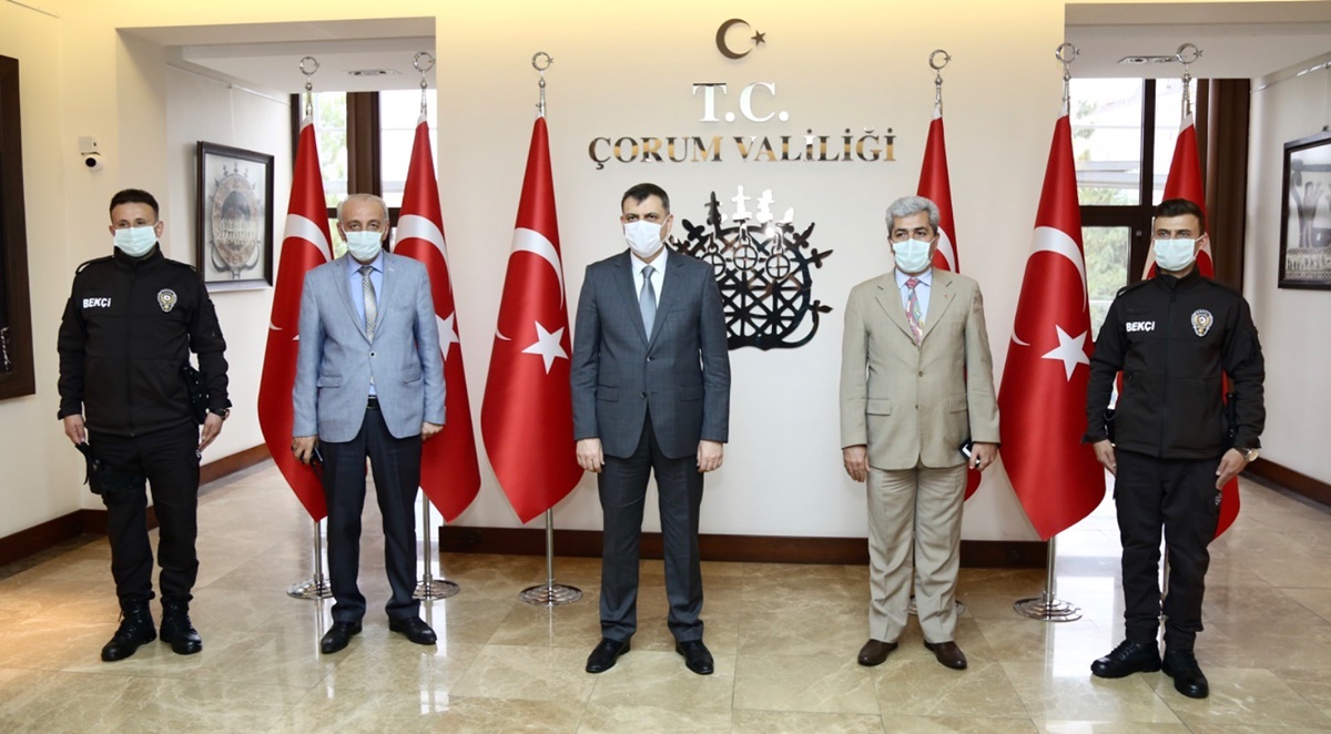 Vali Çiftçi’den,Bekçilere Başarı Belgesi