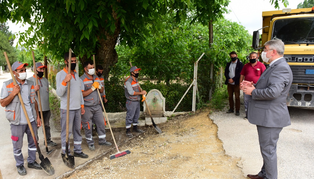 ‘Yola Terklerini Yapın, Biz de Yolları Yapalım’