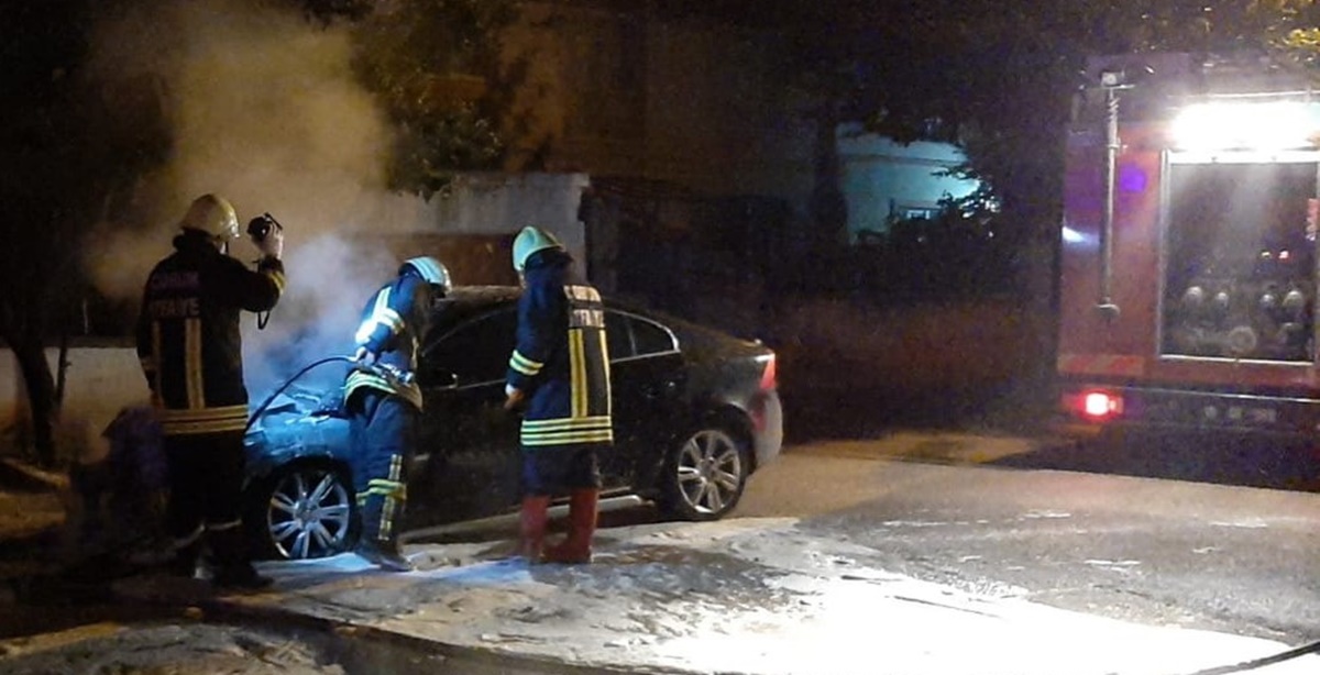 Park Halindeki Araç Yandı