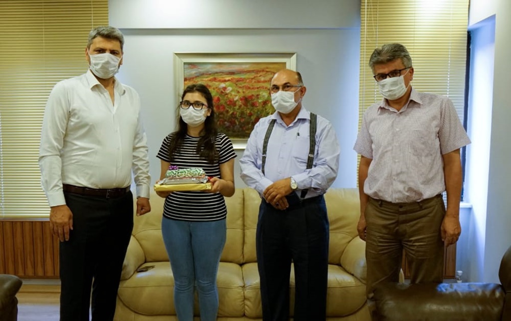 Kur’an, Bayrak, Kalem ve Para Ödülü Verildi