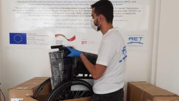 RET YKD’inden Engellilere Tekerlekli Sandalye