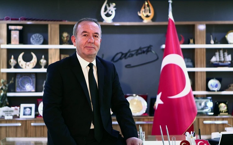 Şahiner, Yılın Belediye Başkanı Seçildi