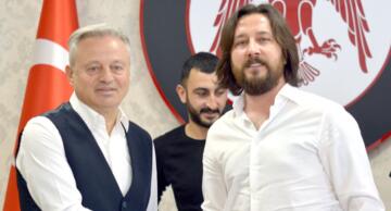 Takım 3 Yıl Daha Bahri Kaya’ya Emanet