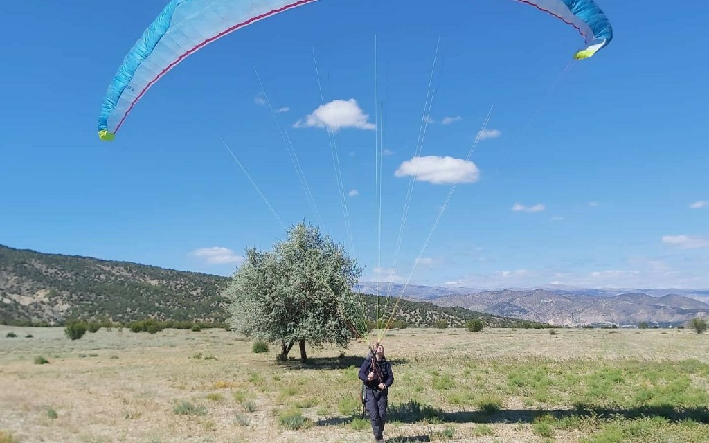 Yamaç Paraşütçülerinden Bayram Uçuşu