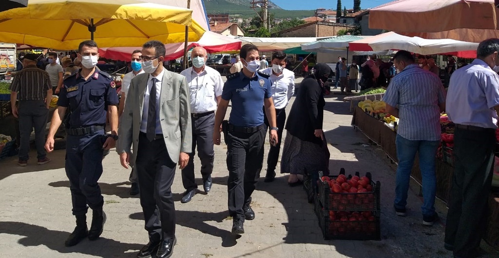 Kaymakam Pazarda Koronavirüs Denetimlerini İnceledi