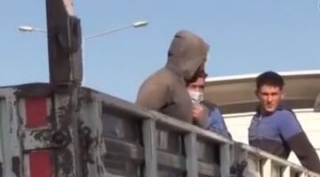 Çorum’da TIR’ın İçinde Yakalandılar