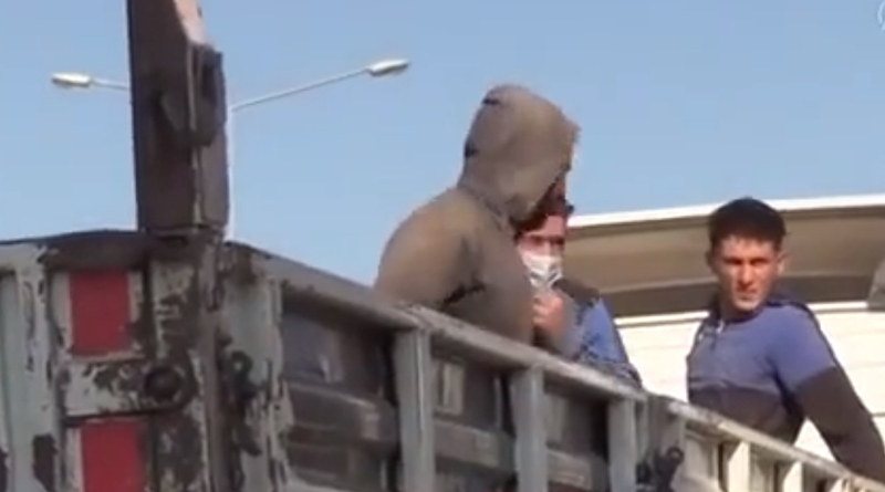 Çorum’da TIR’ın İçinde Yakalandılar