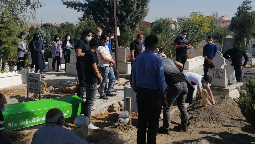 Minik Rüzgar Toprağa Verildi