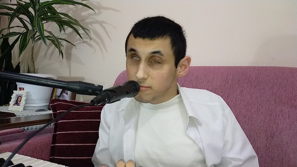 Müzik Onu Hayata Bağladı