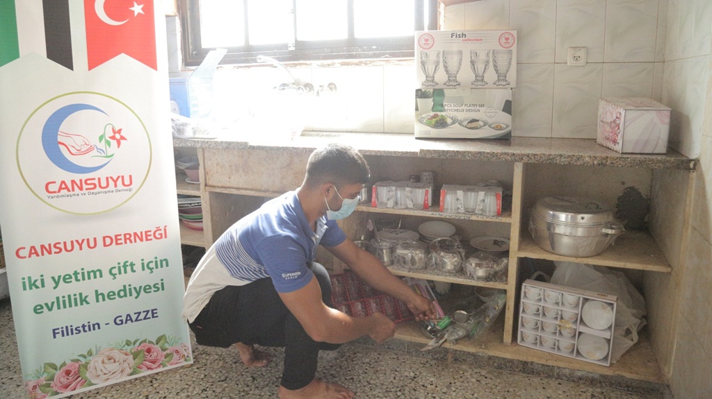 Gazze’deki Yetim Gençlerin Yüzleri Gülüyor