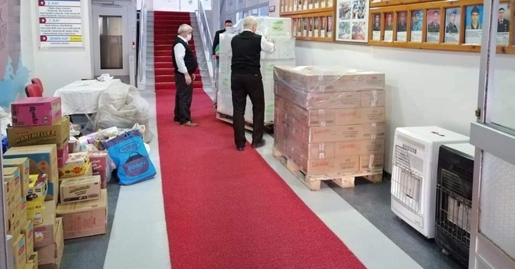 Sungurlu’dan İzmir’e Büyük Destek