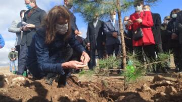 Büyükelçi Çorum’da Fidan Dikti