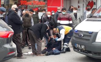 Yaşlı Kadına Otomobil Çarptı