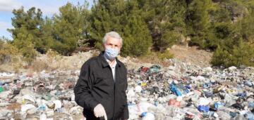 Köylüler Dökülen Çöplerden Şikayetçi