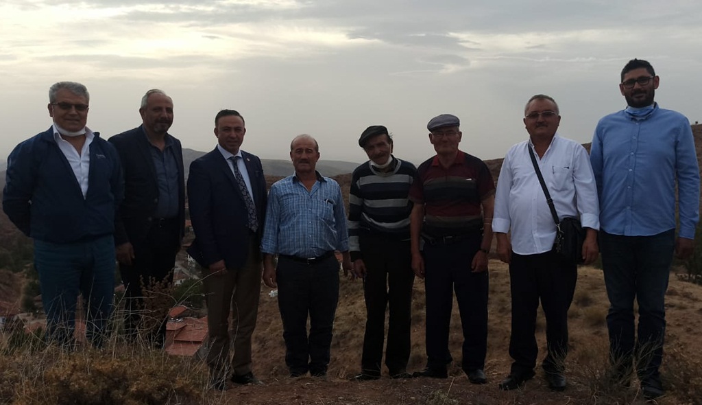 Topuz Köyü Hizmet Bekliyor