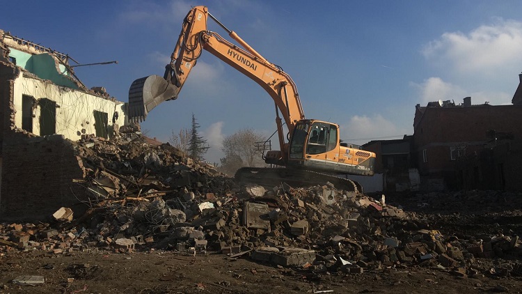 Devane’de Yıkımlar Devam Ediyor