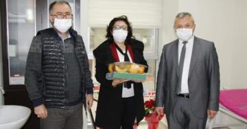 Başkan Şahiner’den Sağlık Çalışanlarına Jest