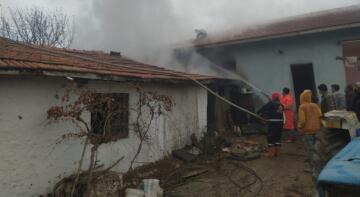 Ahırda Yangın Çıktı